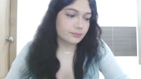 Snapshot of mariabril77 chatting on 10-16-25, 01:56 Call me Mara online show from 10-16-25, 01:56
