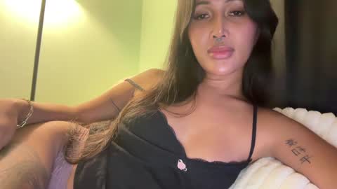 Snapshot of mariafatale_00 chatting on 01-14-25, 01:04 Maria online show from 01-14-25, 01:04