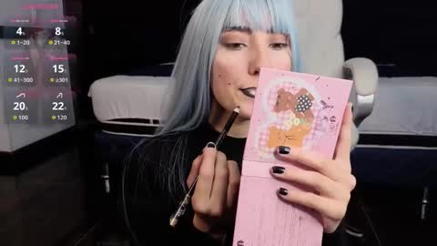 Maria online show from 11-21-25, 07:34