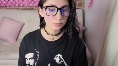 Maria online show from 03-06-26, 07:21