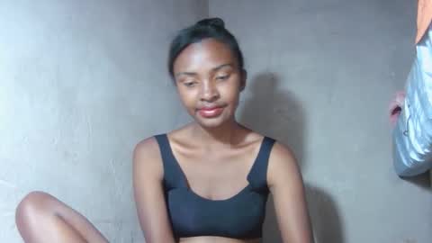 Maria online show from 11-03-25, 02:51