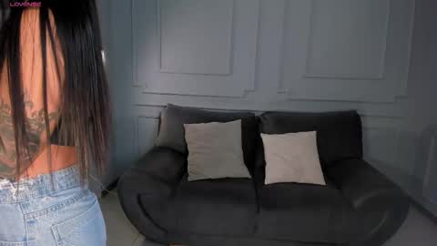 MARIA HERRERA  online show from 12-02-25, 08:04