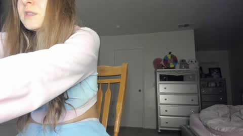 Snapshot of mariahpinkkitty chatting on 03-04-25, 02:38 Pinkkitty online show from 03-04-25, 02:38