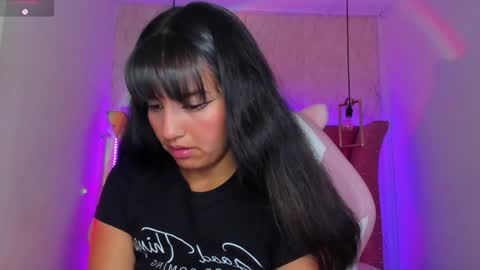 Snapshot of mariam__cute chatting on 01-12-25, 04:50 online show from 01-12-25, 04:50