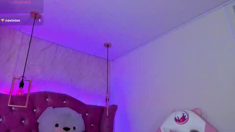 Snapshot of mariam__cute chatting on 02-01-25, 09:40 online show from 02-01-25, 09:40