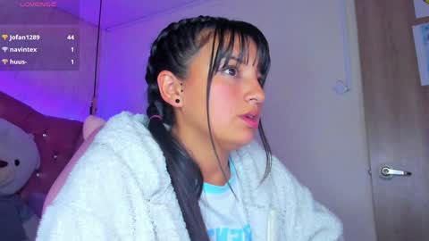 Snapshot of mariam__cute chatting on 02-02-25, 12:40 online show from 02-02-25, 12:40