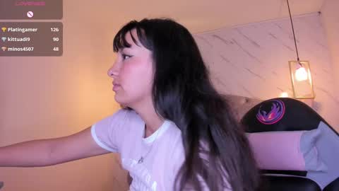 Snapshot of mariam__cute chatting on 03-08-25, 05:33 online show from 03-08-25, 05:33