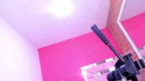 Snapshot of mariam_hott69 chatting on 12-04-25, 02:48 Mariam online show from 12-04-25, 02:48