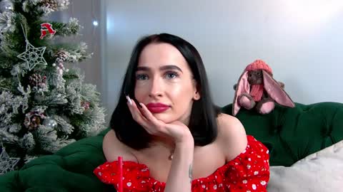 MariaMenson online show from 12-13-24, 10:30