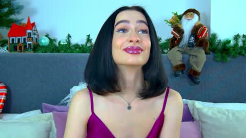MariaMenson online show from 12-14-24, 09:45