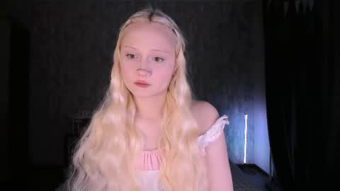 Maria online show from 11-06-25, 02:45