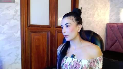 Snapshot of mariana96_ chatting on 02-22-26, 11:53 Mariana online show from 02-22-26, 11:53