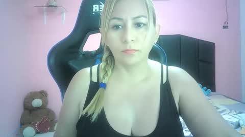 mariana995649 online show from 01-14-26, 09:52