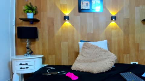 Mariana Angel online show from 01-15-25, 12:41