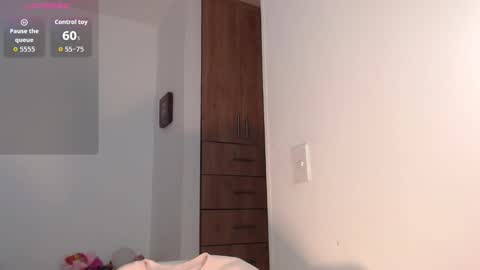 Mariana online show from 11-26-25, 10:55