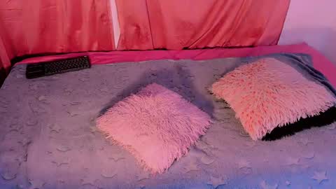 Mariana online show from 11-12-25, 11:10