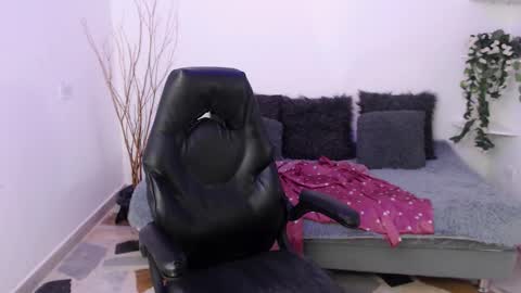 Mariana online show from 11-09-25, 05:55