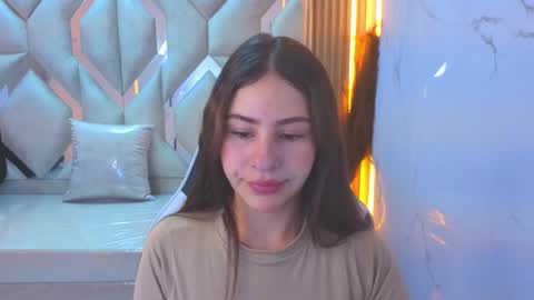 Mariana  online show from 09-13-25, 12:49