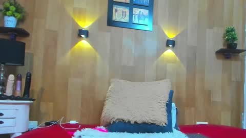 Mariana Angel online show from 12-03-24, 01:08