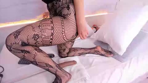 Snapshot of marianarey1_ chatting on 10-16-25, 12:50 Mariana online show from 10-16-25, 12:50