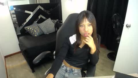 Mariana online show from 02-14-26, 09:06