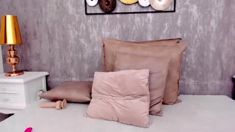 Snapshot of marianasanz chatting on 02-22-25, 11:03 Mariana online show from 02-22-25, 11:03