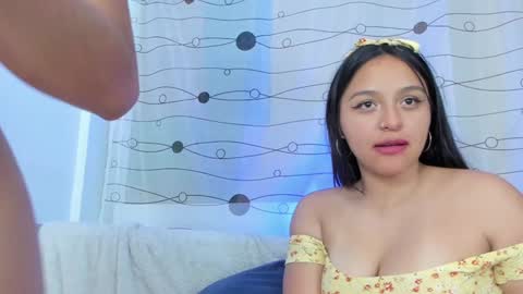 Mariana Vargas online show from 01-20-25, 02:03