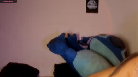 Snapshot of marianawlls chatting on 02-01-25, 02:47 mariana williams online show from 02-01-25, 02:47
