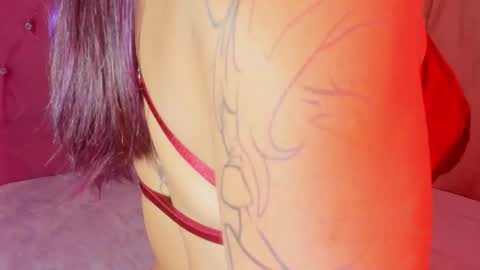 Snapshot of marianawlls chatting on 11-15-25, 01:03 mariana williams online show from 11-15-25, 01:03