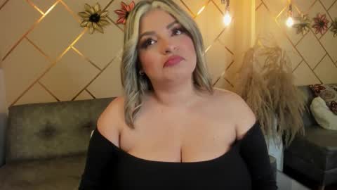 marianeporter online show from 12-18-25, 05:13