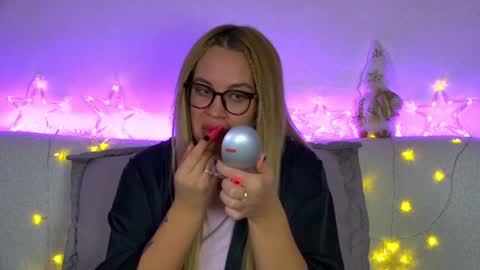 Maria online show from 12-07-24, 01:25