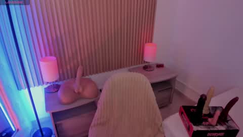 Marian Love  online show from 01-10-25, 10:50