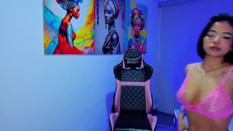 M A R I A N E online show from 02-17-26, 02:30