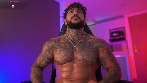 Snapshot of mariano_costa chatting on 10-06-25, 11:02 Mariano Costa online show from 10-06-25, 11:02