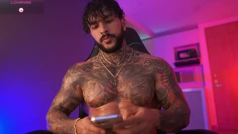 Snapshot of mariano_costa chatting on 10-20-25, 04:46 Mariano Costa online show from 10-20-25, 04:46