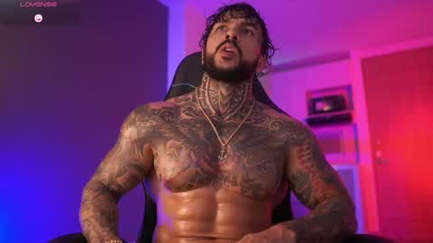 Snapshot of mariano_costa chatting on 11-04-25, 01:16 Mariano Costa online show from 11-04-25, 01:16