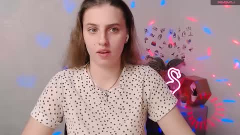 Mariia online show from 11-17-25, 01:06