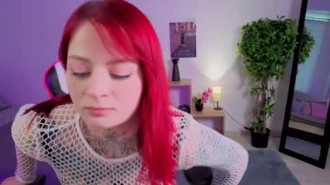 Snapshot of mariax_ chatting on 02-12-26, 10:21 Maria online show from 02-12-26, 10:21