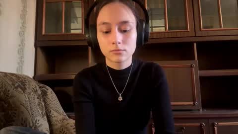 Lois online show from 03-12-26, 03:07