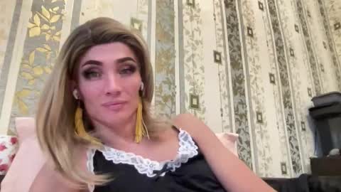 Mari online show from 11-09-25, 10:24