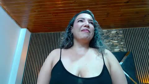 marie_hss online show from 10-02-25, 08:27