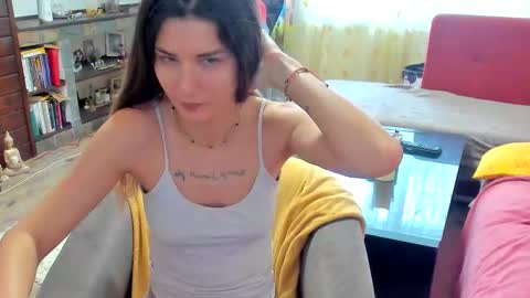 Marie   online show from 02-11-26, 06:29