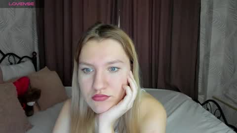 mariel_brown online show from 12-07-24, 08:44