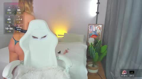 Snapshot of mariel_lie chatting on 02-06-26, 01:32 Mariel online show from 02-06-26, 01:32