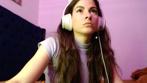 Mariie online show from 02-25-25, 01:09