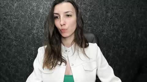 marielleanker online show from 09-18-25, 06:15