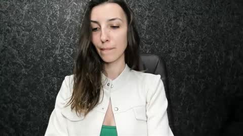 marielleanker online show from 10-07-25, 11:46