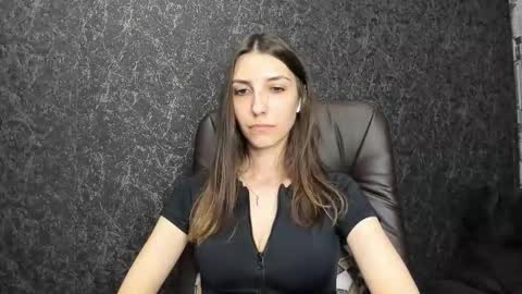 marielleanker online show from 10-08-25, 11:57