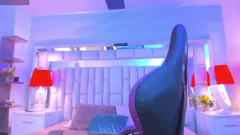 mariiahneedles online show from 02-11-26, 03:55