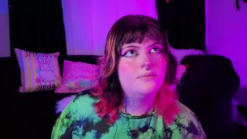 Snapshot of mariiana_velezz chatting on 03-25-26, 12:27 mariiana_velezz online show from 03-25-26, 12:27